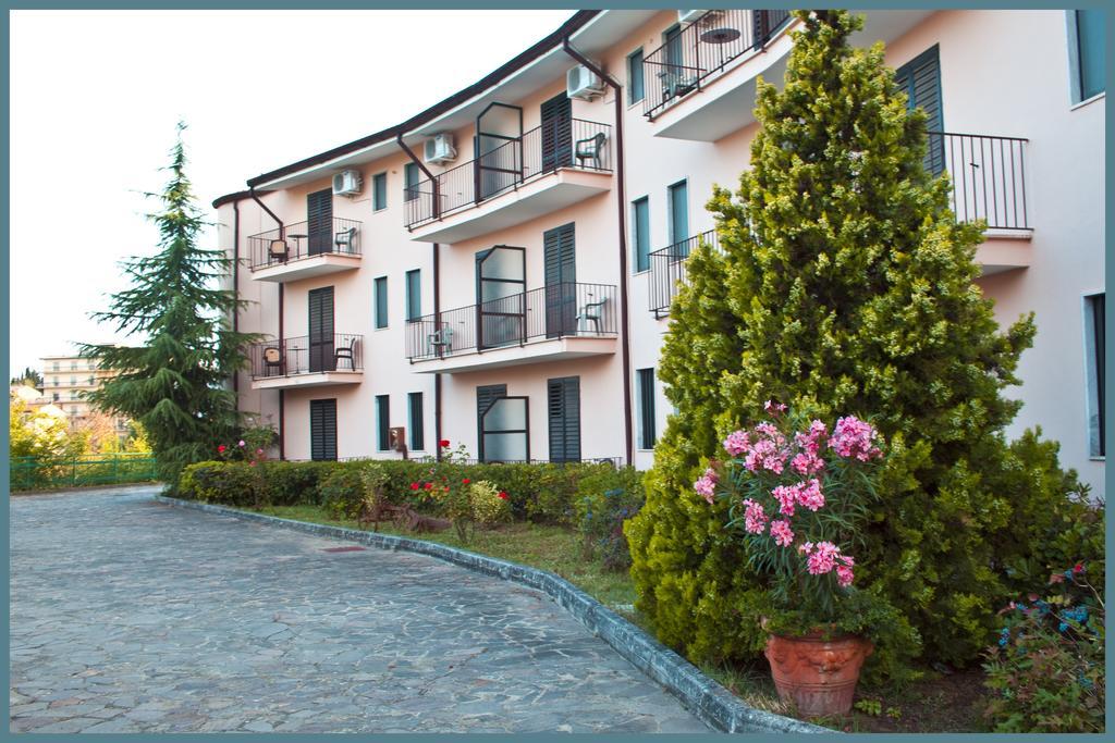 Hotel Ambasciatori Calitri Extérieur photo